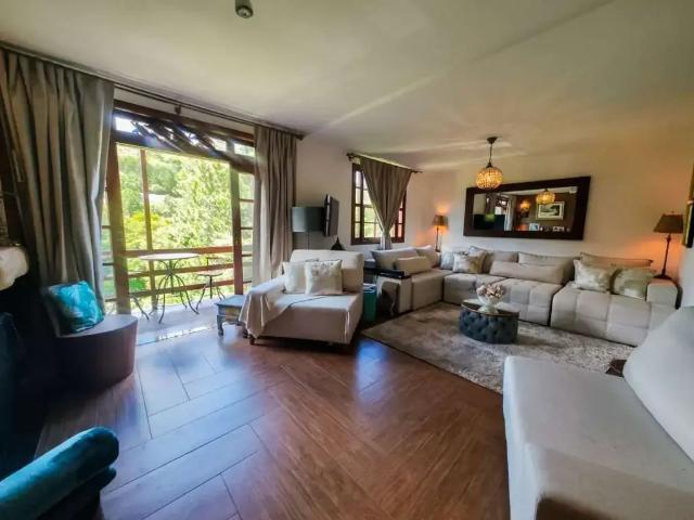 Apartamento para Venda em Teresópolis/RJ Albuquerque 4 Quartos