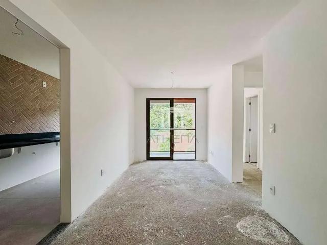 Apartamento para Venda em Teresópolis/RJ Várzea 2 Quartos