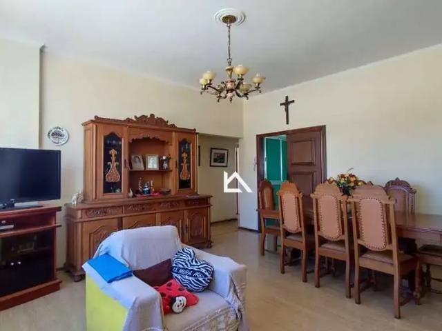 Apartamento para Venda em Teresópolis/RJ Várzea 3 Quartos