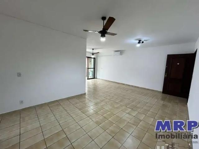 Apartamento para Venda em Ubatuba/SP Centro 3 Quartos