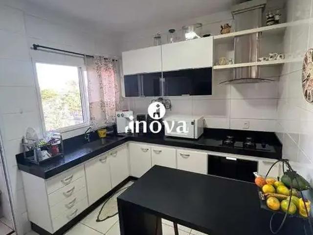 Apartamento para Venda em Uberaba/MG Santa Maria 3 Quartos