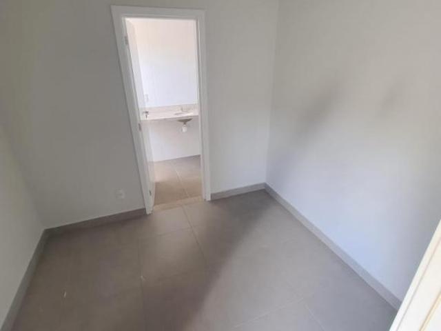 Apartamento para Venda em Uberlândia/MG 3 Dorm. 137 m2 Área Útil