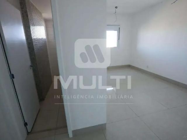 Apartamento para Venda em Uberlândia/MG Tubalina 3 Quartos