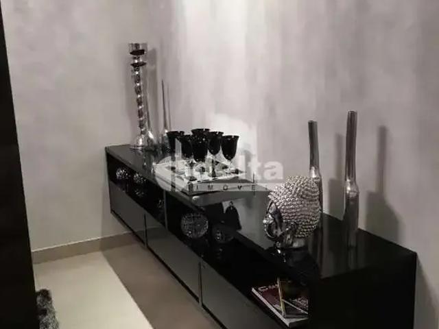Apartamento para Venda em Uberlândia/MG Tubalina 3 Quartos