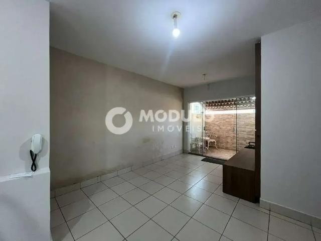 Apartamento para Venda em Uberlândia/MG Tubalina 3 Quartos