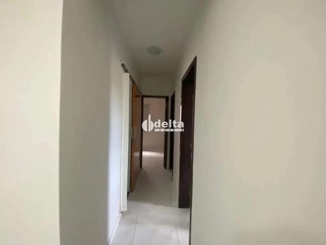 Apartamento para Venda em Uberlândia/MG Umuarama 3 Quartos
