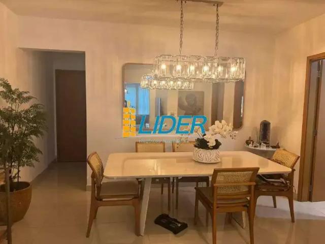 Apartamento para Venda em Uberlândia/MG Centro 3 Quartos