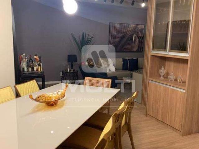 Apartamento para Venda em Uberlândia/MG Centro 3 Quartos