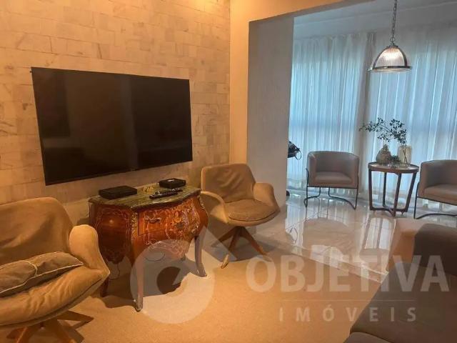 Apartamento para Venda em Uberlândia/MG Centro 3 Quartos