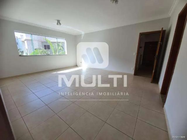 Apartamento para Venda em Uberlândia/MG Copacabana 3 Quartos