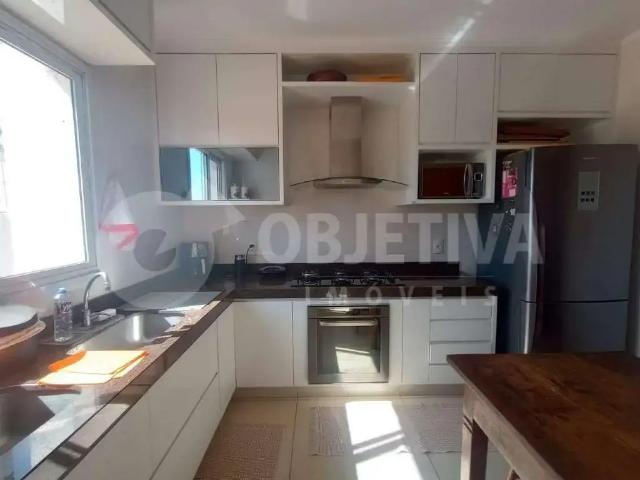 Apartamento para Venda em Uberlândia/MG Copacabana 3 Quartos