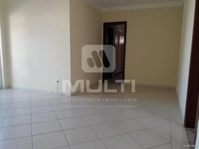 Apartamento para Venda em Uberlândia/MG Copacabana 4 Quartos