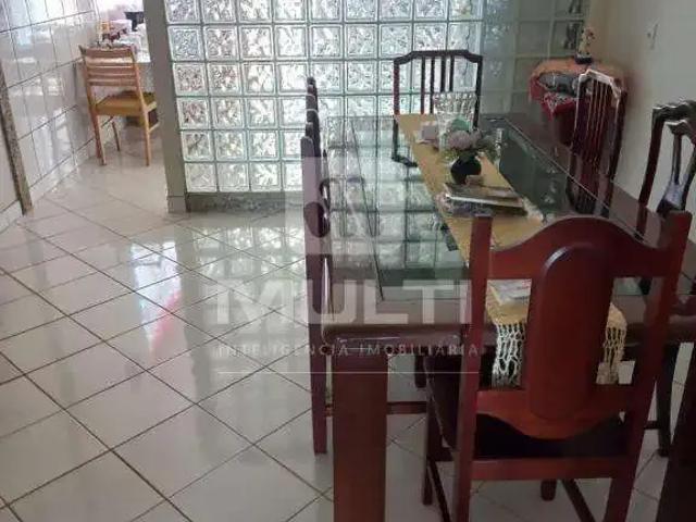 Apartamento para Venda em Uberlândia/MG Fundinho 4 Quartos