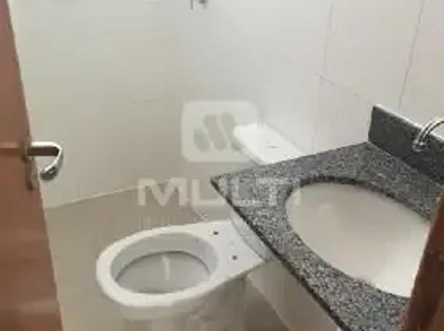 Apartamento para Venda em Uberlândia/MG Marta Helena 2 Quartos