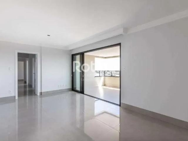 Apartamento para Venda em Uberlândia/MG Martins 3 Quartos