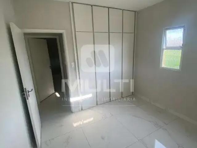 Apartamento para Venda em Uberlândia/MG Presidente Roosevelt 3 Quartos
