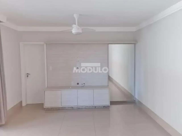 Apartamento para Venda em Uberlândia/MG Santa Mônica 3 Quartos