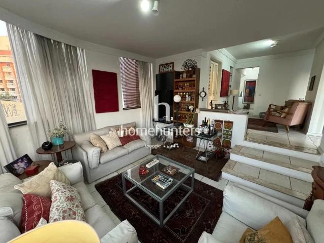Apartamento para Venda em Valinhos/SP Vila Coqueiro 3 Quartos