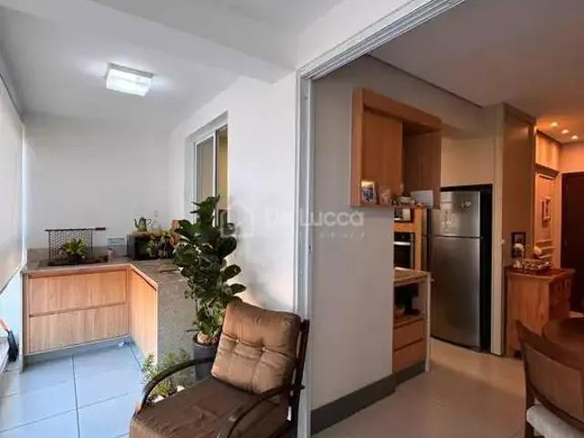 Apartamento para Venda em Valinhos/SP Vila Embaré 3 Quartos