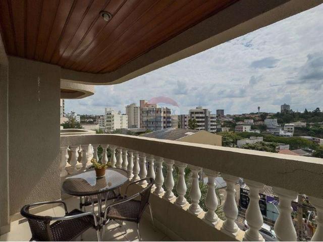 Apartamento para Venda em Valinhos/SP Vila Olivo 3 Quartos