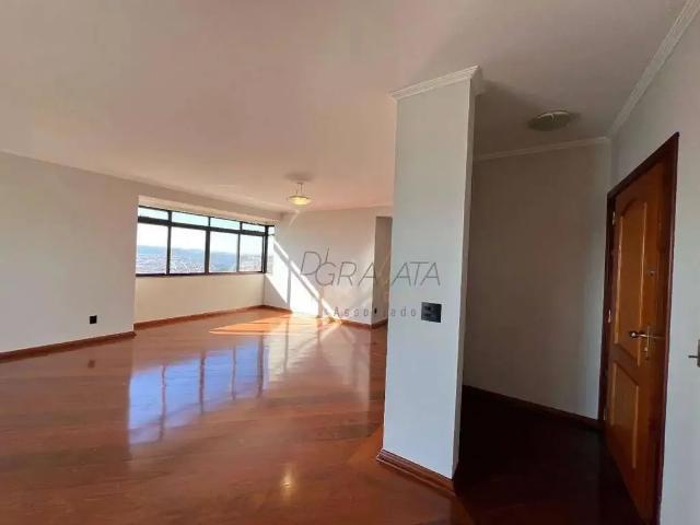 Apartamento para Venda em Varginha/MG Centro 3 Quartos