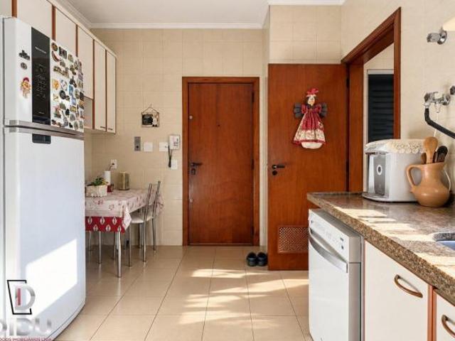 Apartamento para venda em Vila Alexandria com 4 quartos, sendo 2 suítes, 133m²