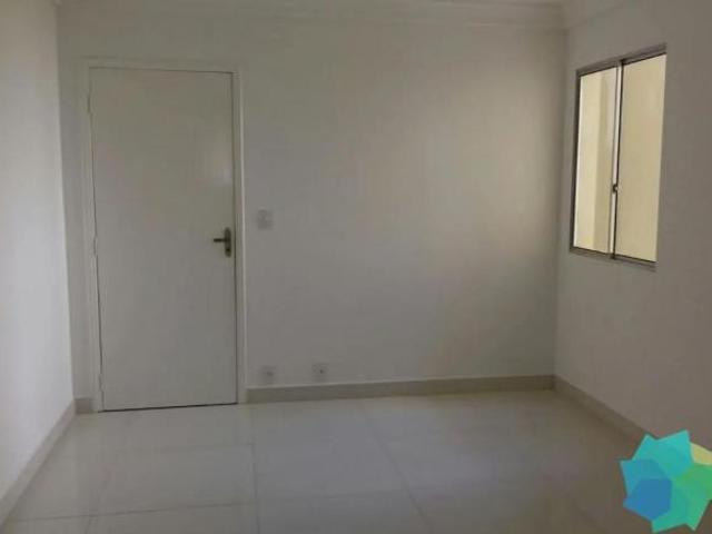 Apartamento para venda em Vila Brizzola de 66.00m² com 2 Quartos e 1 Garagem