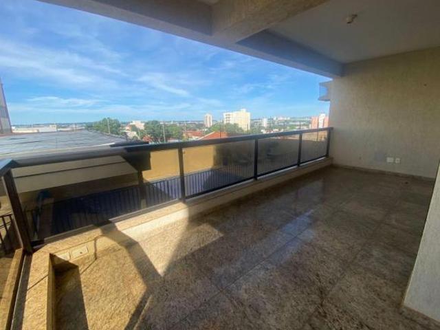 Apartamento para venda em Vila Mendonça de 169.00m² com 3 Quartos, 1 Suite e 2 Garagens