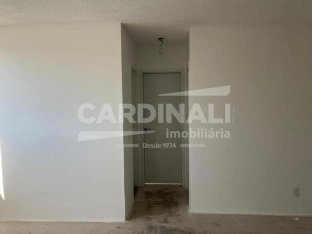 Apartamento para venda em Vila Miguel Vicente Cury de 45.00m² com 2 Quartos e 1 Garagem