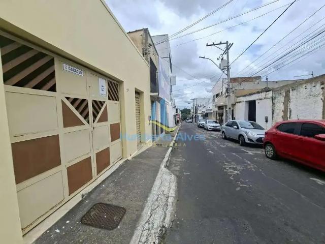 Apartamento para Venda em Vitória da Conquista/BA Centro 3 Quartos