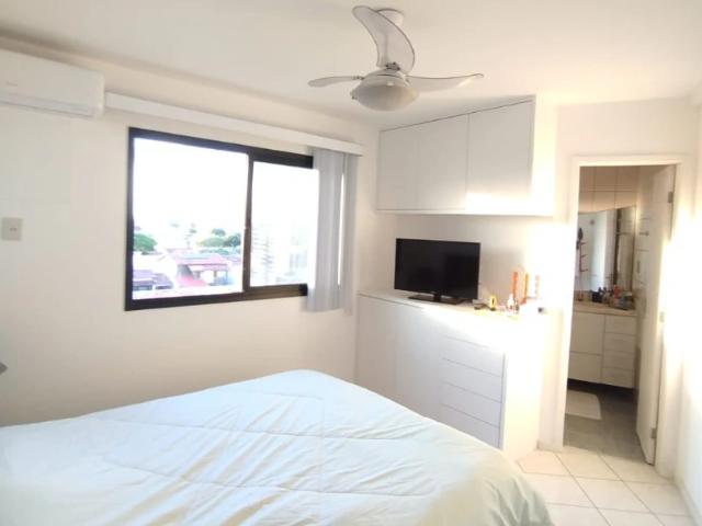 Apartamento para Venda em Vitória/ES Mata da Praia 2 Quartos