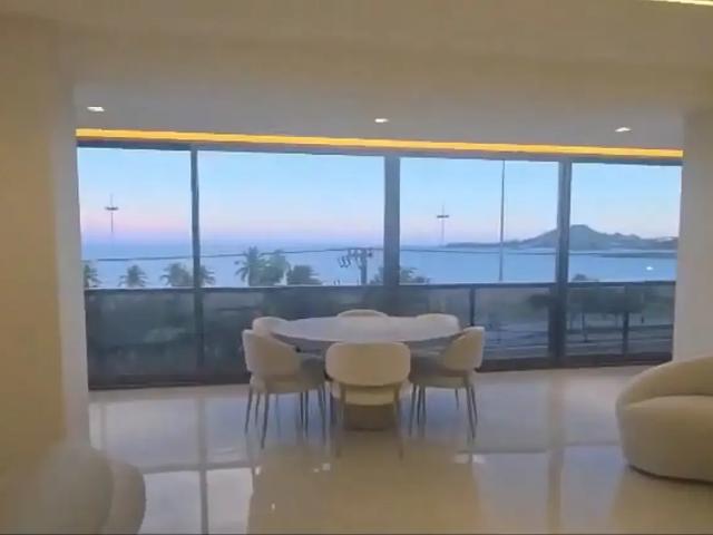 Apartamento para Venda em Vitória/ES Mata da Praia 5 Quartos