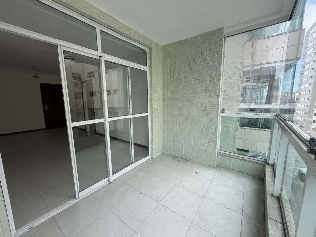 Apartamento para Venda em Vitória/ES Praia do Canto 2 Quartos