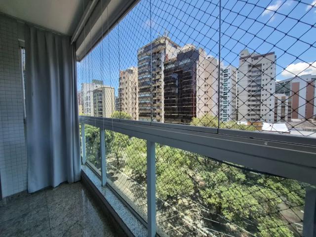 Apartamento para Venda em Vitória/ES Praia do Canto 3 Quartos