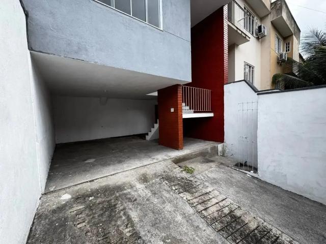 Apartamento para Venda em Volta Redonda/RJ Monte Castelo 4 Quartos