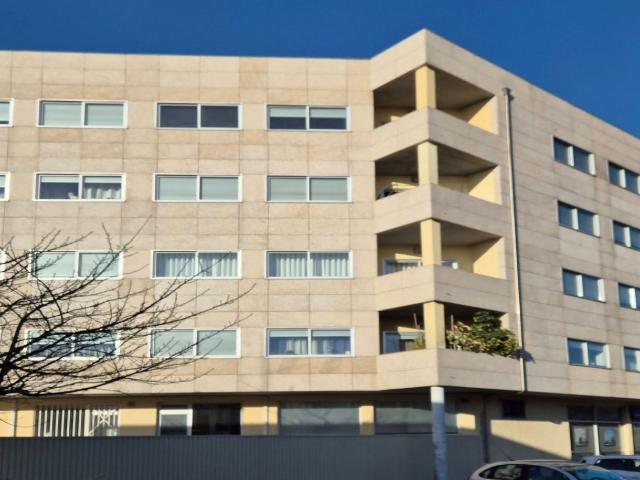 Apartamento, para venda, Lousada Silvares, Pias, Nogueira e Alvarenga