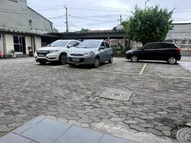 Apartamento para venda possui 60m2 com 2 quartos em Santa Cruz Rio de Janeiro RJ