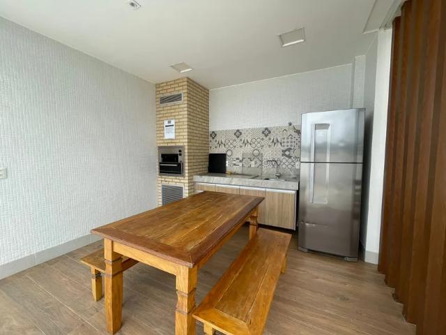 Apartamento para venda possui 100 metros quadrados com 3 quartos em Centro Guarapari ES