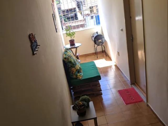 Apartamento para venda possui 103 metros quadrados com 2 quartos em Trindade São Gonçalo RJ