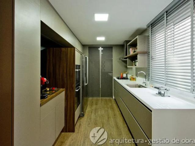 Apartamento para venda possui 147 metros quadrados com 3 quartos