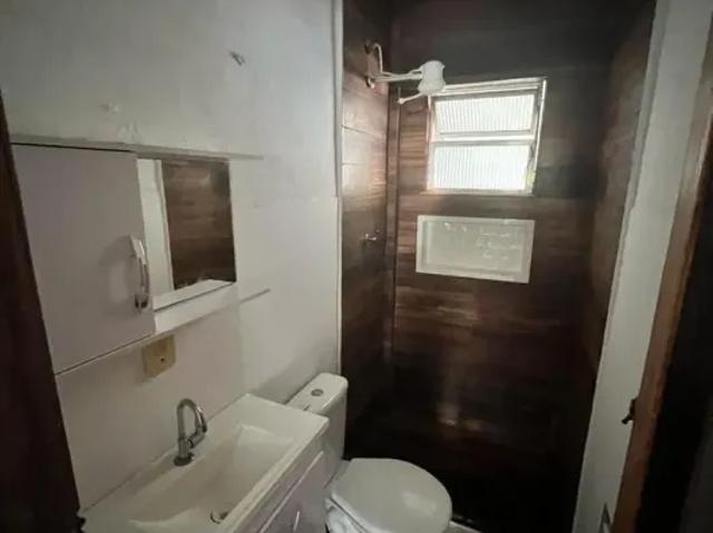 Apartamento para venda possui 37 metros quadrados com 1 quarto em Vila Muriqui Mangaratiba RJ