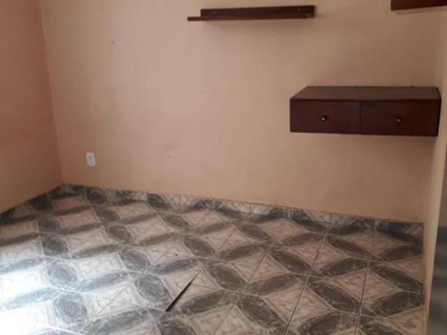 Apartamento para Venda por R$160.000,00 com 50m², 2 dormitórios, 1 vaga e 1 banheiro Conjunto habi