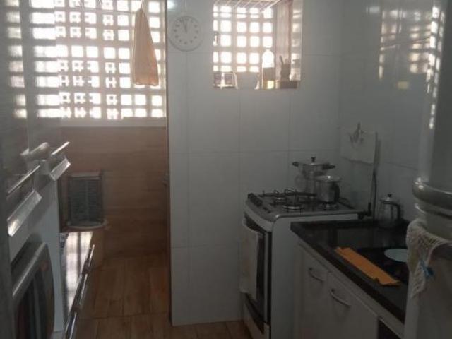 Apartamento para Venda por R$190.000,00 com 44m², 2 dormitórios, 1 vaga e 1 banheiro Jardim helena