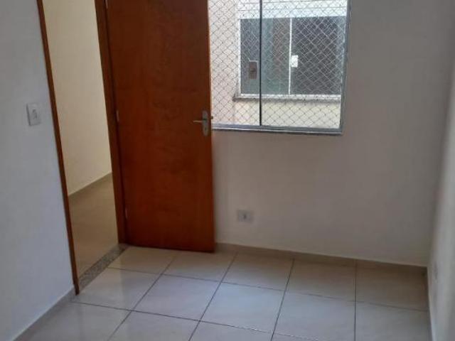 Apartamento para Venda por R$290.000,00 com 2 dormitórios, 1 vaga e 1 banheiro Vila alpina, São pa