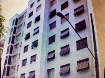 Praça Padre João Alvares - Garagem