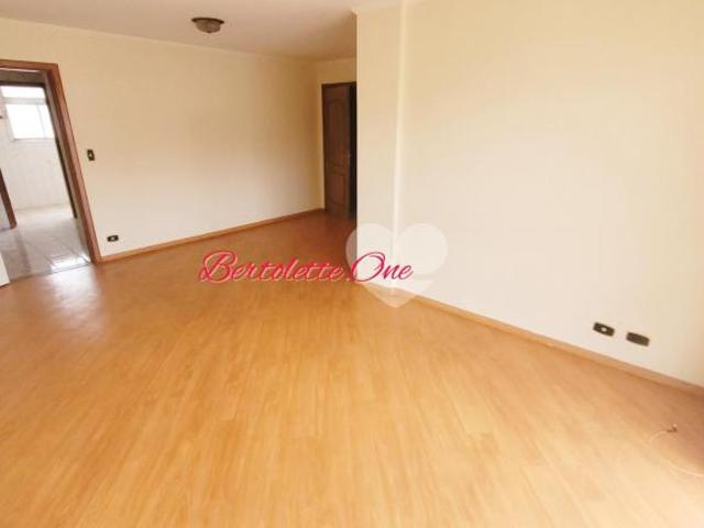 Apartamento para venda, 106m2, 3 quartos 1 suíte, sacada, 2 vagas. Santana