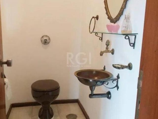 Apartamento para Venda 130m², 3 dormitórios, sendo 1 suites, 2 vagas Moinhos de Vento