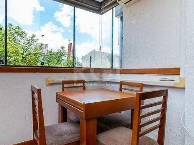 Apartamento para Venda 43m², semi mobiliado, 1 dormitório, churrasqueira e 1 v