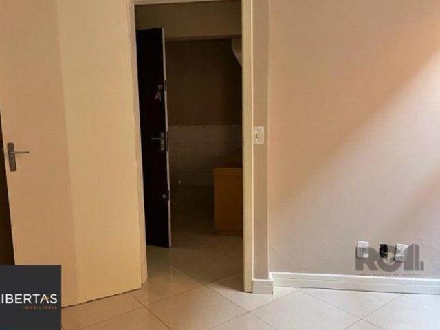 Apartamento para Venda 57.4m², 2 dormitórios, Petrópolis