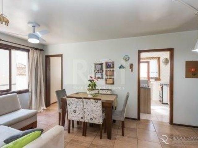 Apartamento para Venda 70m², 2 dormitórios, 2 vagas Petrópolis